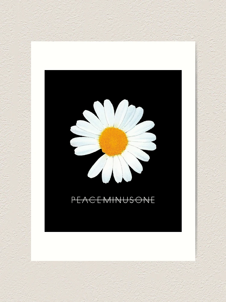 G-Dragon Peaceminusone Daisy Flower (Ania Mardrosyan)