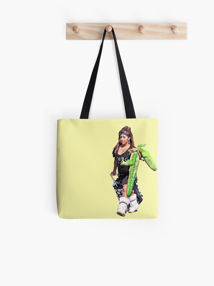 Snooki- I really love her bag! Still want to get it.