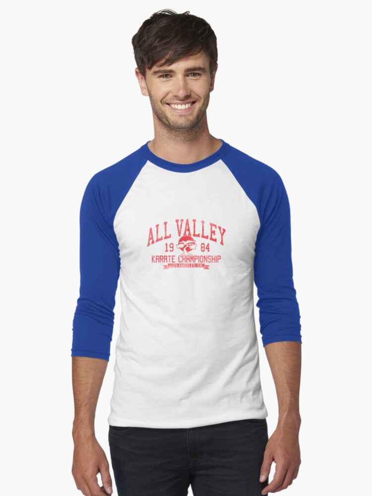 Aperçu 1 sur 3. T-shirt baseball manches ¾ avec l'œuvre Championnat de karaté All Valley 1984 créée et vendue par RockApparel.