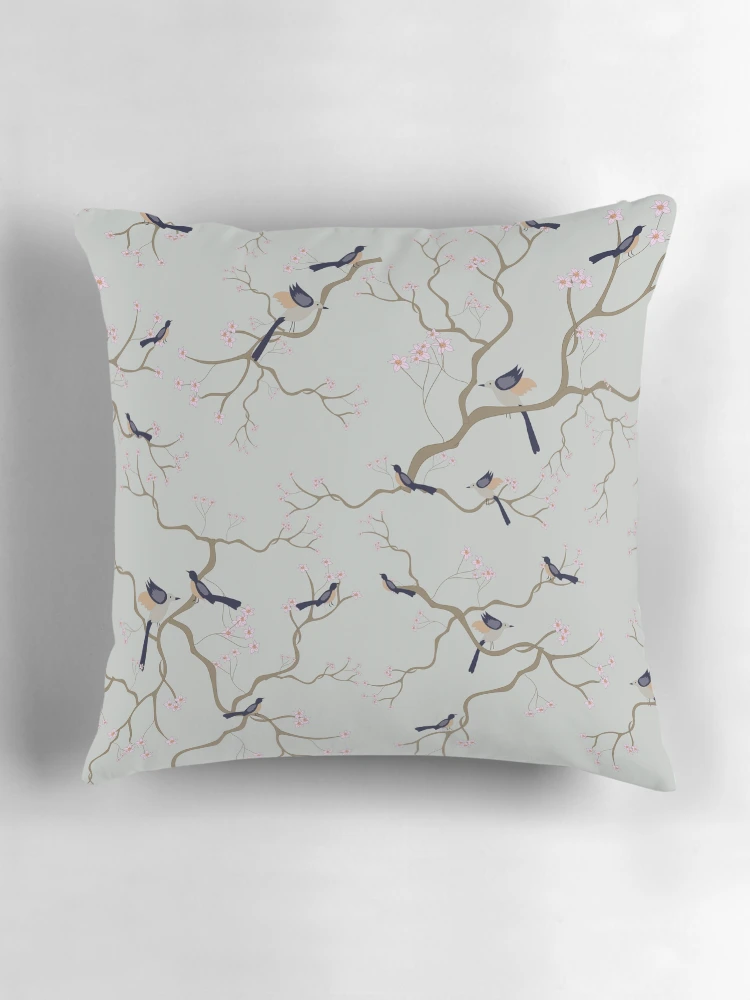 Imagen 3 de 4, Cojín con la obra AVES, diseñada y vendida por Rococodesigns.