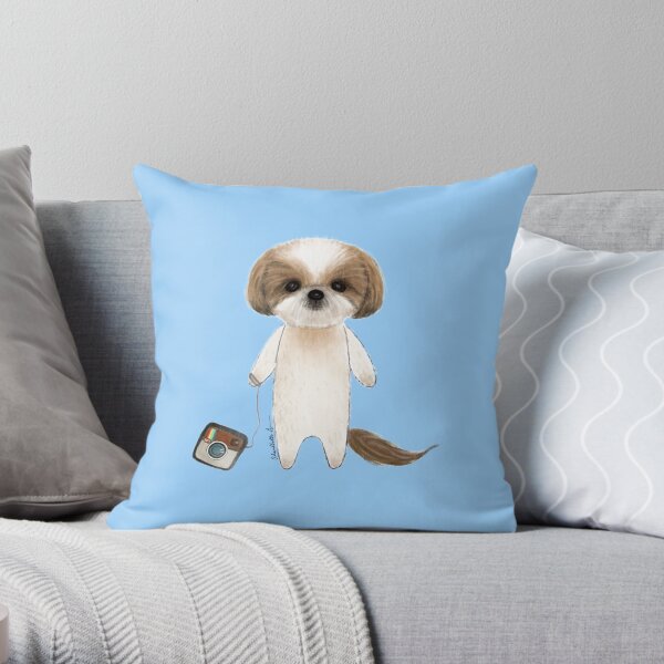 Daphne Throw Pillow
