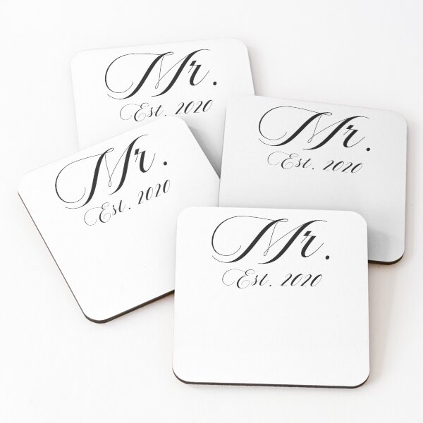 Artikelvorschau, Cute Mr. Est. 2020 Matching Bride & Groom Gifts entworfen und verkauft von TNDesignStudio.