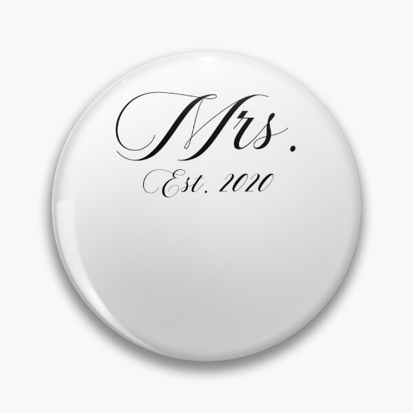 Artikelvorschau, Cute Mrs. Est. 2020 Matching Bride & Groom Gifts entworfen und verkauft von TNDesignStudio.