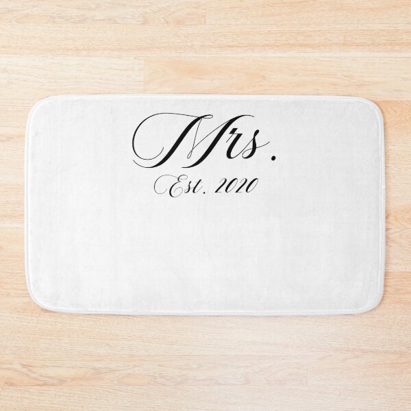 Artikelvorschau, Cute Mrs. Est. 2020 Matching Bride & Groom Gifts entworfen und verkauft von TNDesignStudio.