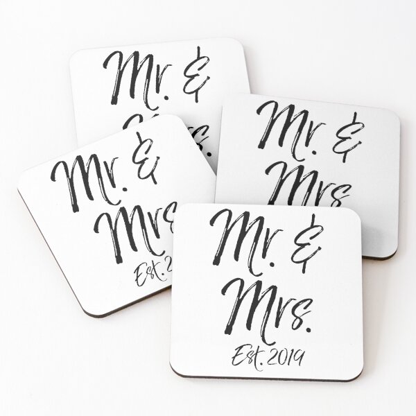 Artikelvorschau, Mr. & Mrs. Est. 2019 Wedding Anniversary Matching Bride & Groom Gifts entworfen und verkauft von TNDesignStudio.