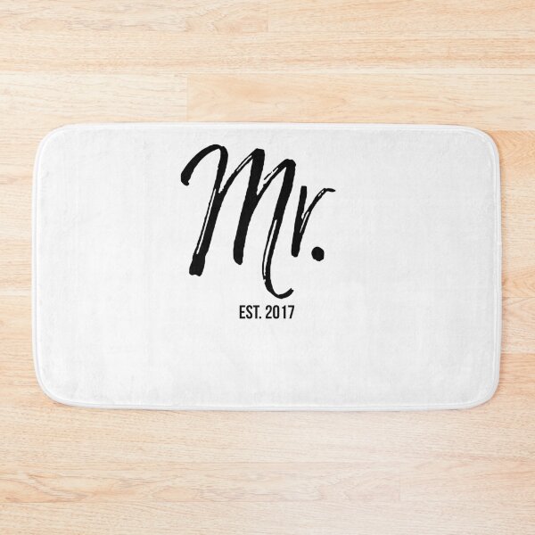 Artikelvorschau, Mr. Est. 2017 Matching Bride & Groom Gifts entworfen und verkauft von TNDesignStudio.