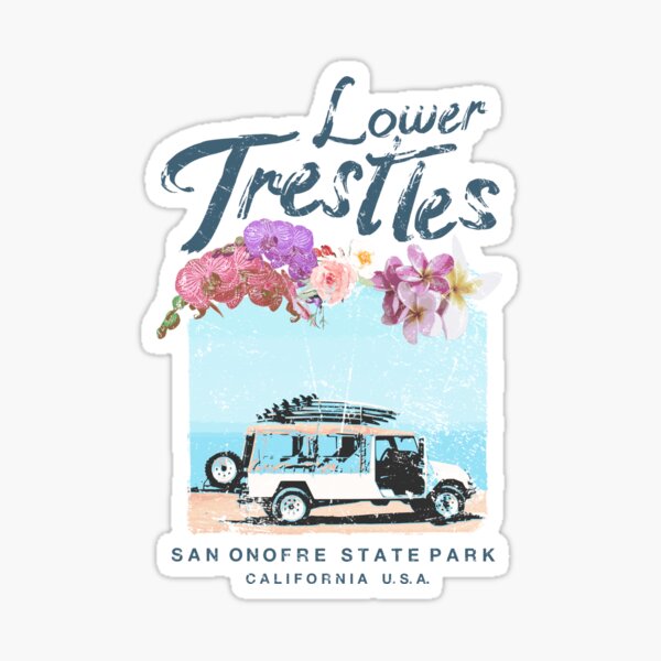 Aperçu de l'œuvre  mettant en vedette un fourgon de surf transportant des planches de surf de groupe de surf tour. Meilleure idée cadeau pour un souvenir de voyage dans le sud de la Californie ou pour l'internaute de votre vie. Haut de surf Lower Trestles de San Onofre Sta créée et vendue par IronEcho.