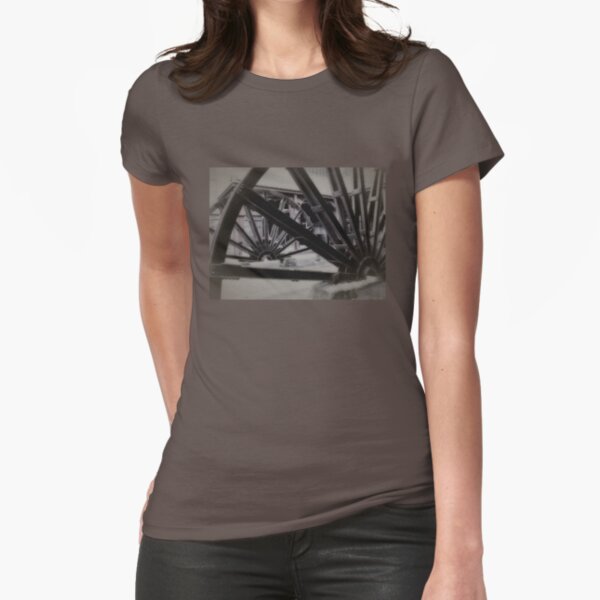 Fitted T-Shirt