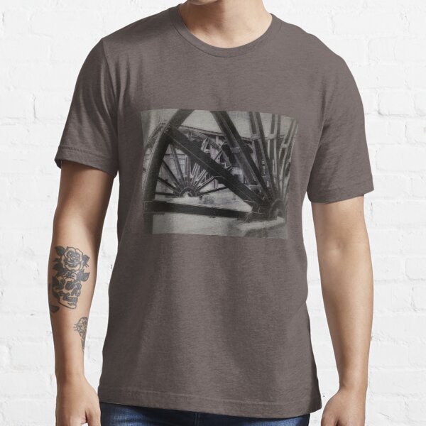 Essential T-Shirt