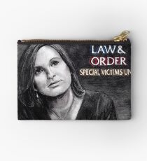 Olivia Benson Recht und Ordnung SVU Studio Clutch