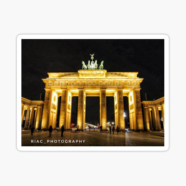 Artikel-Vorschau von Brandenburger Tor, designt und verkauft von Riacphotography.