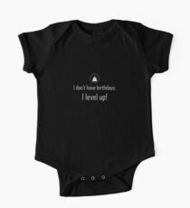 I Don't have Birthdays, I level up! One Piece - Short Sleeve