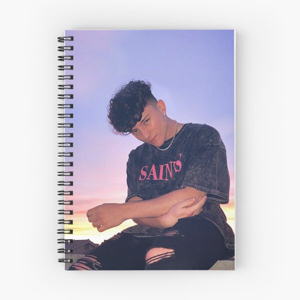 Aperçu de l'œuvre Tony Lopez Mignon autocollant / t-shirt créée et vendue par SoulTreats.