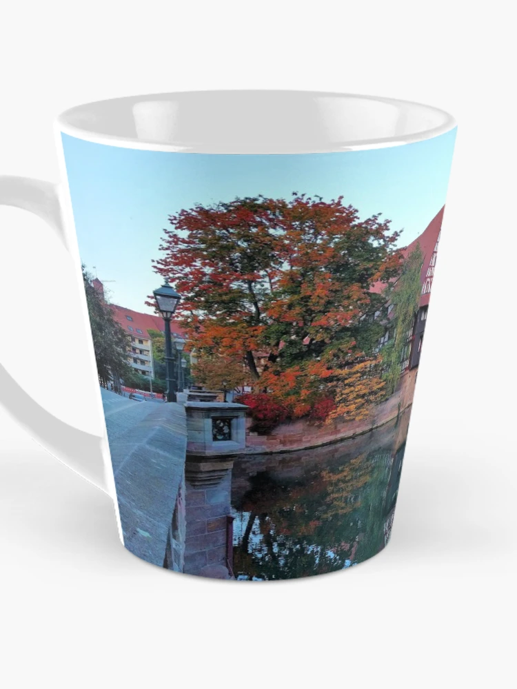 Aperçu 3 sur 4. Mug à café avec l'œuvre  Allemagne. créée et vendue par RajasIntuits.