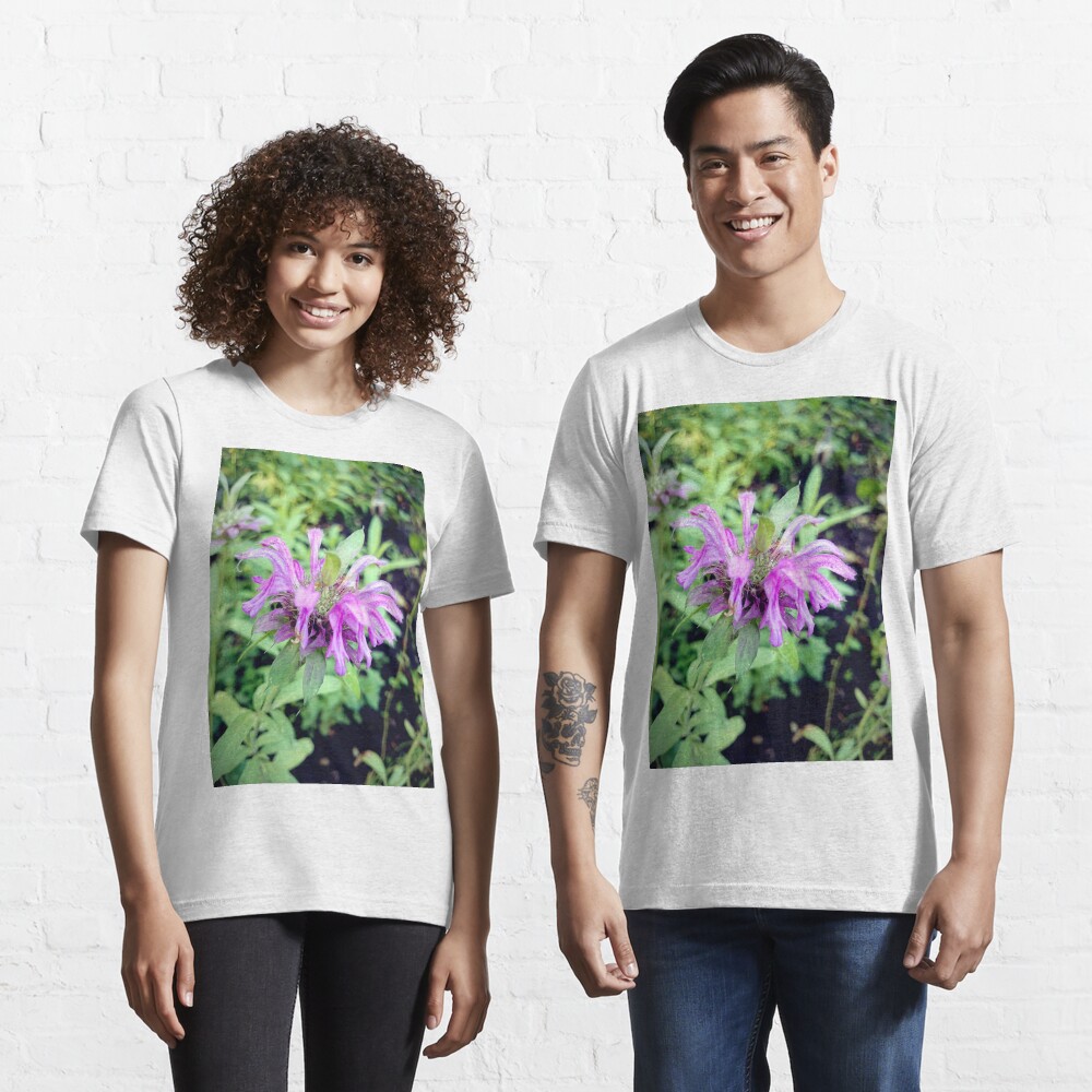 Artikel-Vorschau von Essential T-Shirt, designt und verkauft von Gourmetkater.