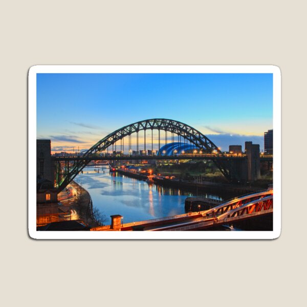 The Tyne Bridge, Newcastle, Tyne and Wear Magnet