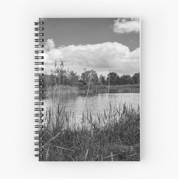 Artikelvorschau, Country lake in rural Norfolk, UK entworfen und verkauft von yackers1.