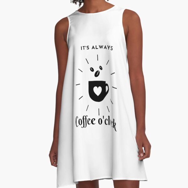 Corazón y granos de café. Fondo claro. Vestido acampanado