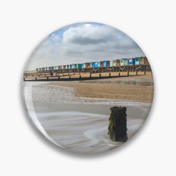 Artikelvorschau, Strandhütten in Frinton-on-Sea entworfen und verkauft von bitm2007.