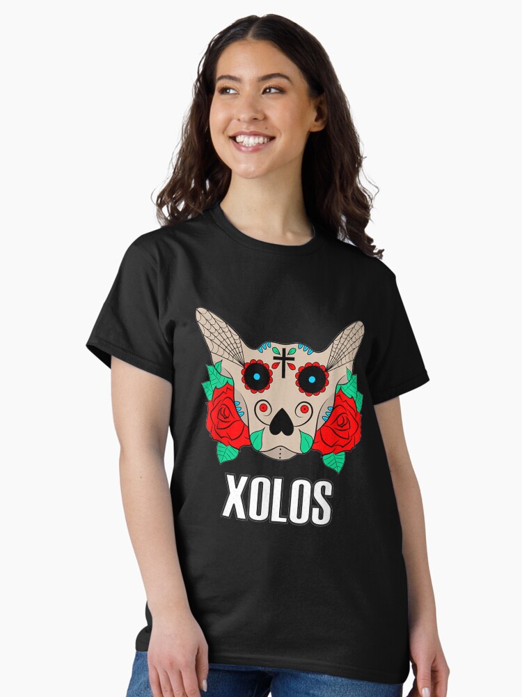 Imagen 2 de 7, Camiseta clásica con la obra Perro Xolo Mexicano Tradicional, diseñada y vendida por IlirianaVeseli.