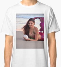 Seashore Smile Classic T-Shirt