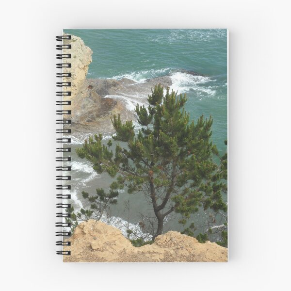 Artikelvorschau, Baum und Oregon Coastline entworfen und verkauft von HilaryLeslie.