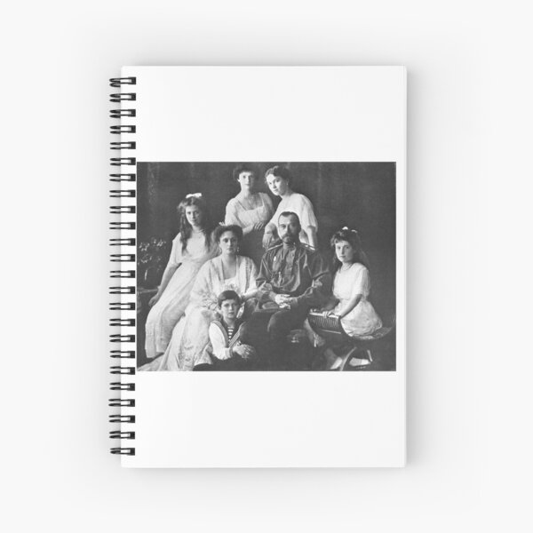 Царь Николай II и его семья в Санкт-Петербурге. Начало 1910-х гг.  Spiral Notebook