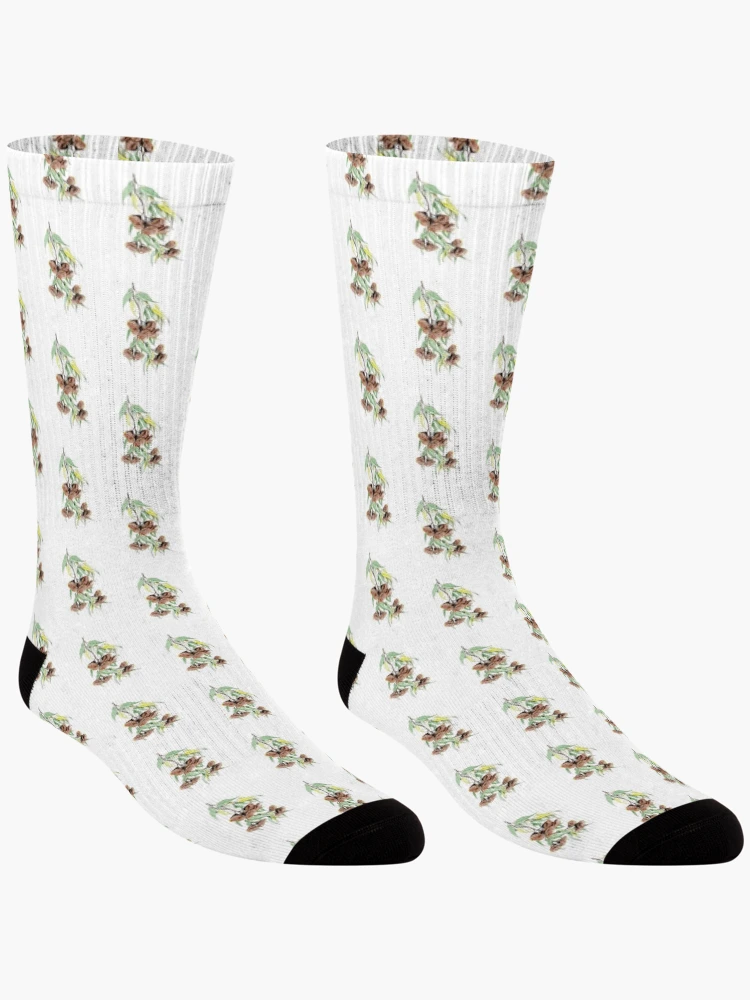 Aperçu 3 sur 5. Chaussettes avec l'œuvre Gomme à Fleurs Rouges créée et vendue par JRoseDesign.