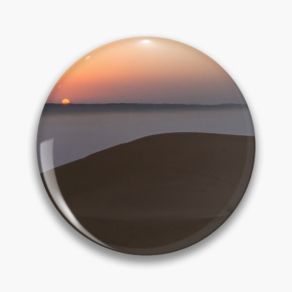 Artikelvorschau, Sonnenaufgang in der Wüste Wahiba Sands - Oman entworfen und verkauft von Ulysse Pixel.