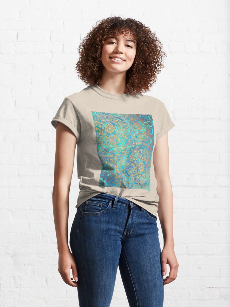 Alternative Ansicht von in Photoshop abgeschlossen. Mit den Konzepten des Metalls spielen Classic T-Shirt