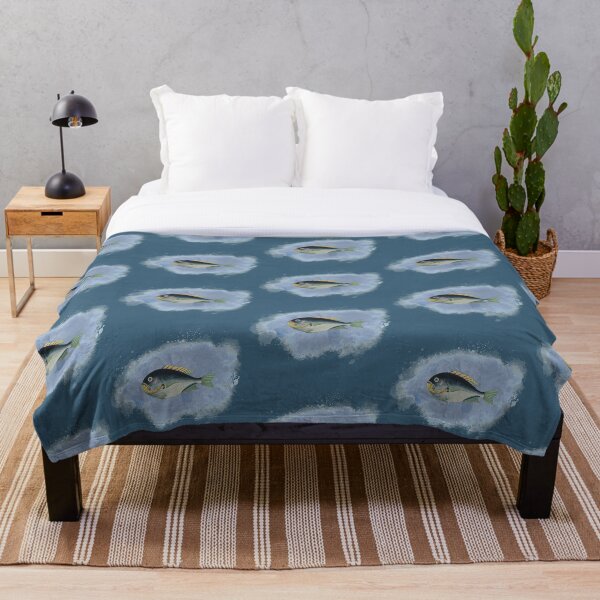 Artikelvorschau,  Upcycling in diesem funky mutigen Design. entworfen und verkauft von MoPaws.