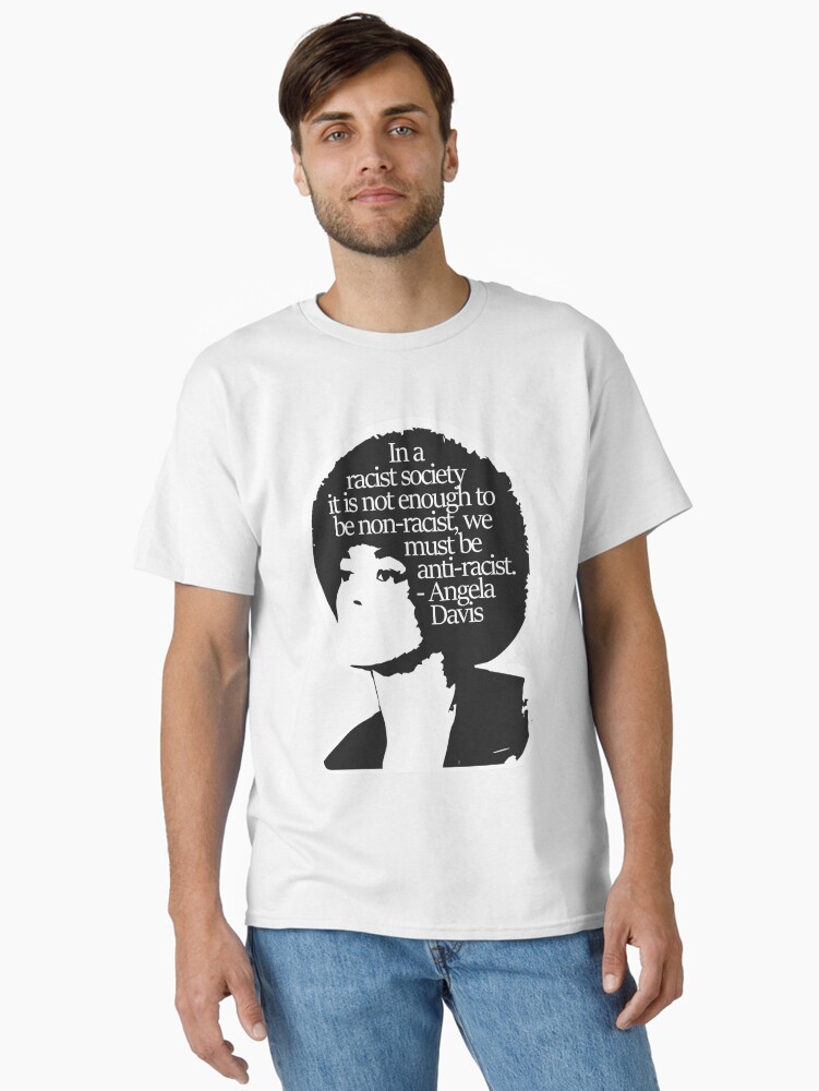 Thumbnail 2 von 7, Classic T-Shirt, Angela Davis designt und verkauft von KulakPosting.