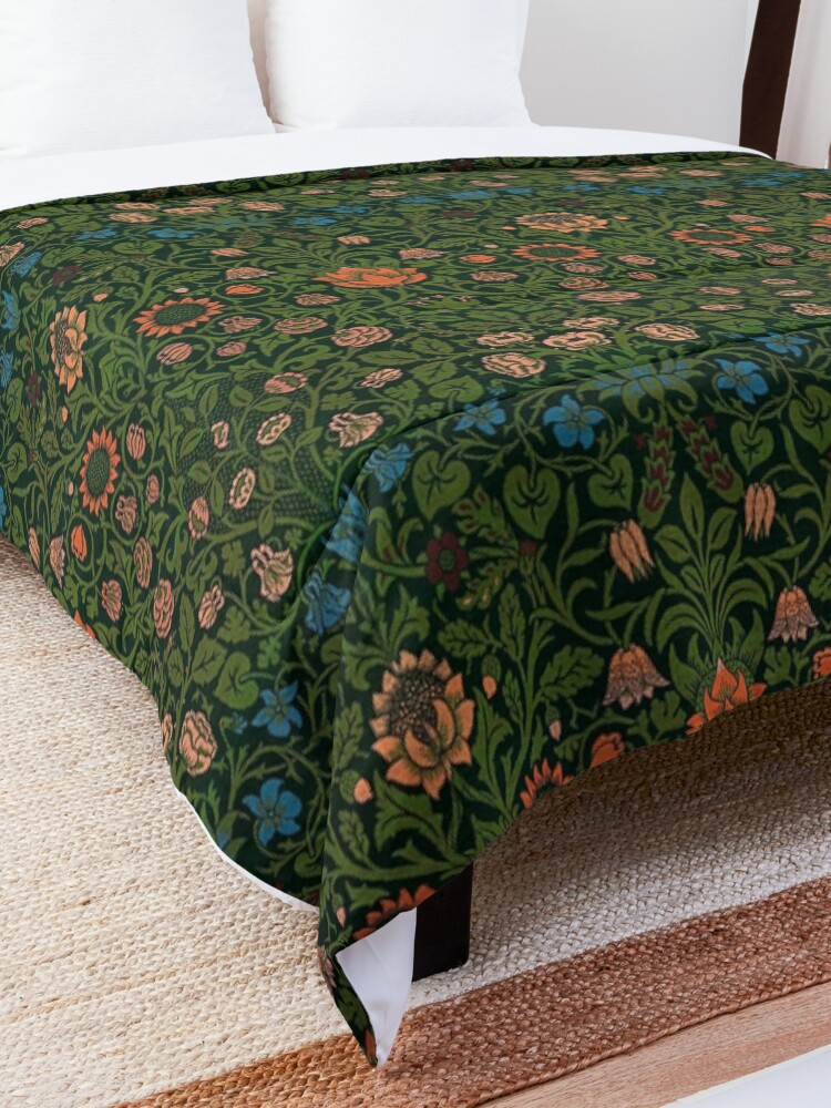 Alternate view of Violet and Columbine by William Morris, 1883 Comforter