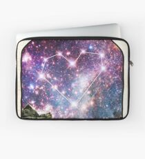 Funda para portátil El amor puede mover montañas