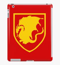 Pendragon crest v2 iPad Case/Skin