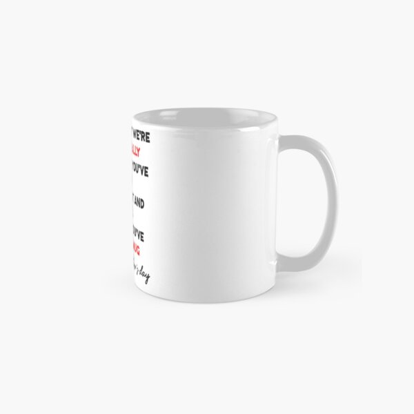 Aperçu de l'œuvre Je me rends compte que nous ne sommes pas biologiquement liés, mais vous supportez la merde de ma mère et ma merde assez longtemps pour que vous ayez gagné cette tasse Bonne fête des pères créée et vendue par GlendaMason.