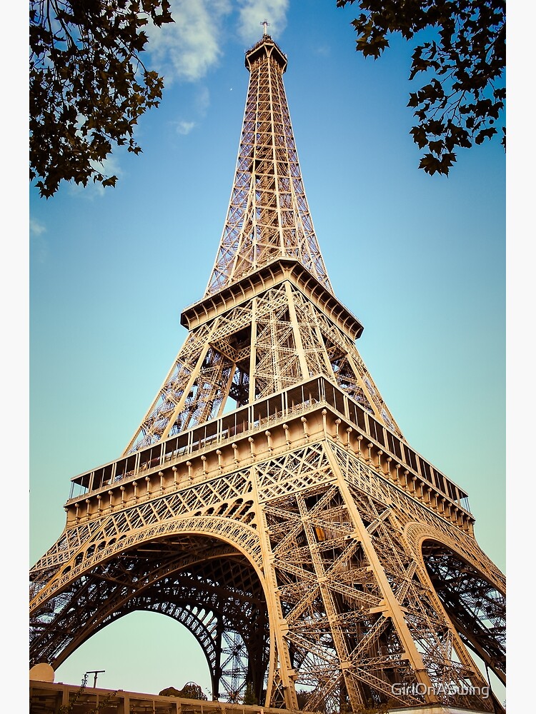 Эйфелева башня в париже высота. Эльфийская башня в париже. Песочная башня. Эйфель. Эйфель.