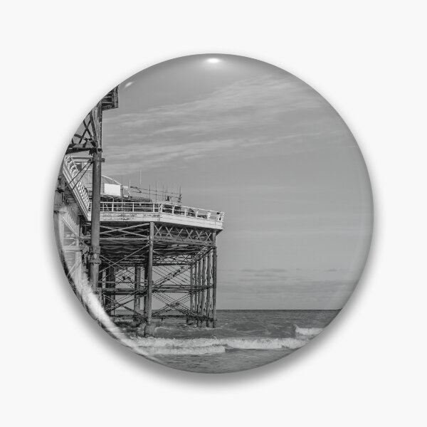 Artikelvorschau, Victorian pier on the North Norfolk Coast entworfen und verkauft von yackers1.