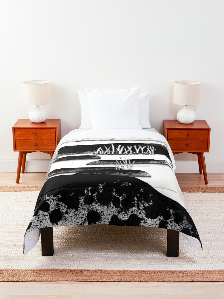 Alternate view of Contrast Comforter