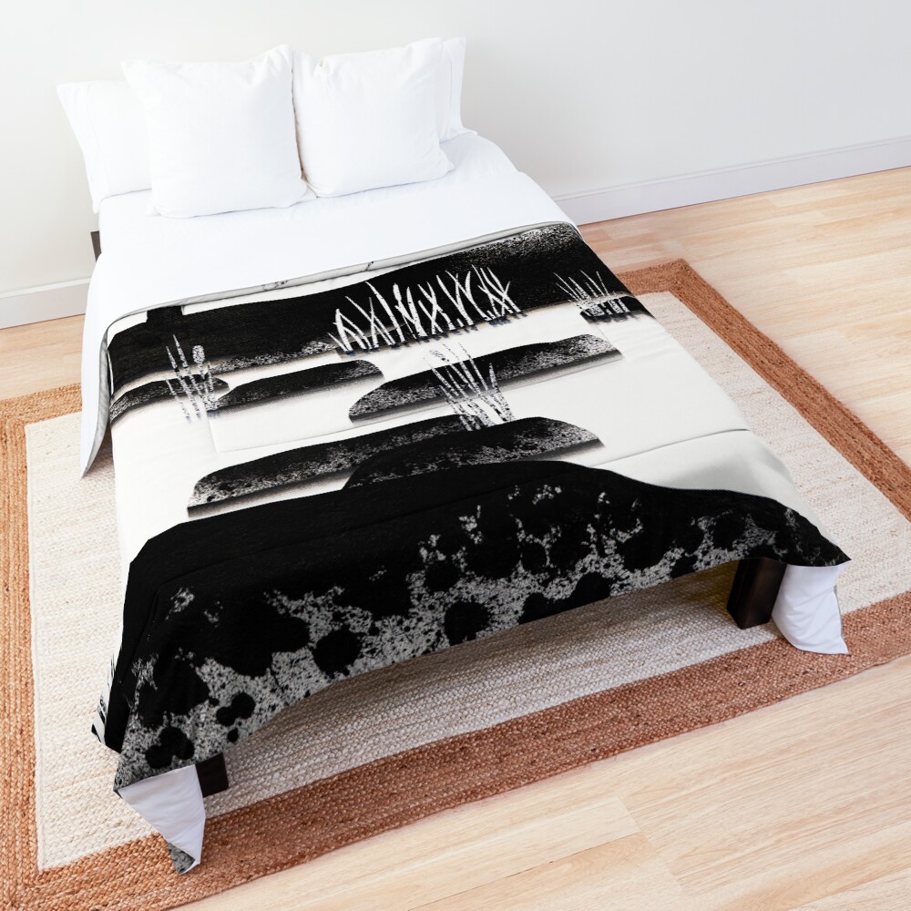 Contrast Comforter