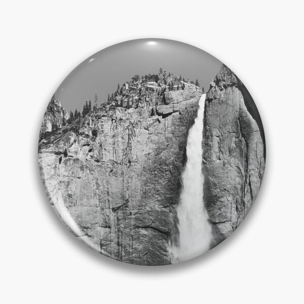 Artikelvorschau, Yosemite Falls III - BW entworfen und verkauft von David Thompson.