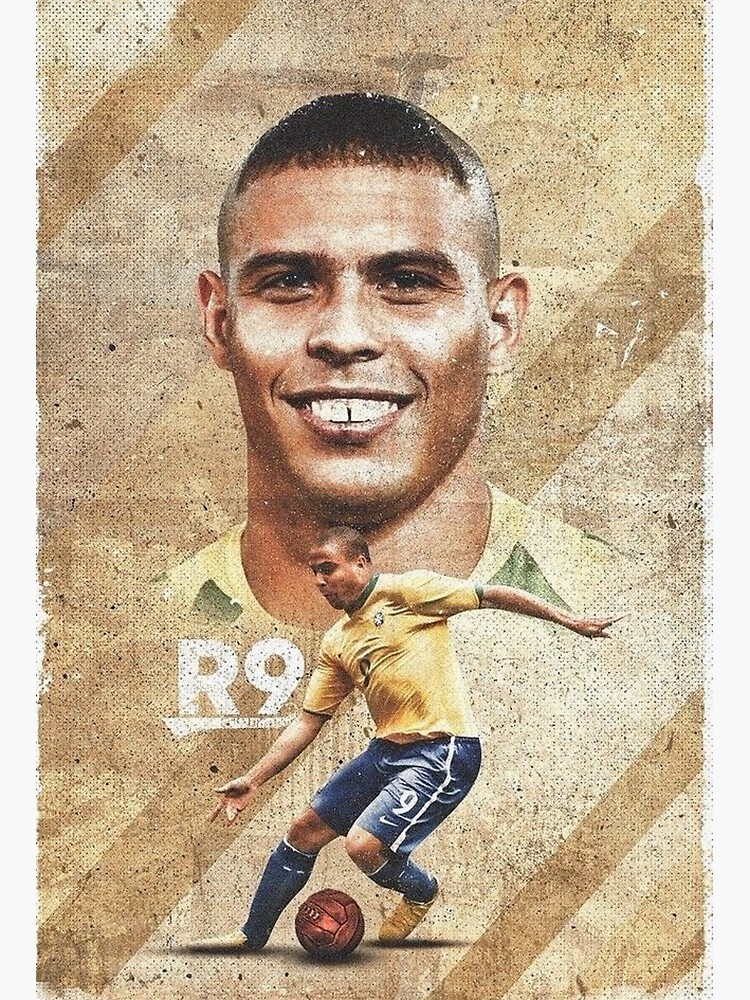 Bạn có biết ai là cầu thủ bóng đá Brazil nổi tiếng nhất không? Đúng rồi, đó là Ronaldo Brazilian! Những hình ảnh của anh ta trên sân cỏ tuyệt đẹp với khả năng điêu luyện của mình sẽ khiến bạn phải say mê.