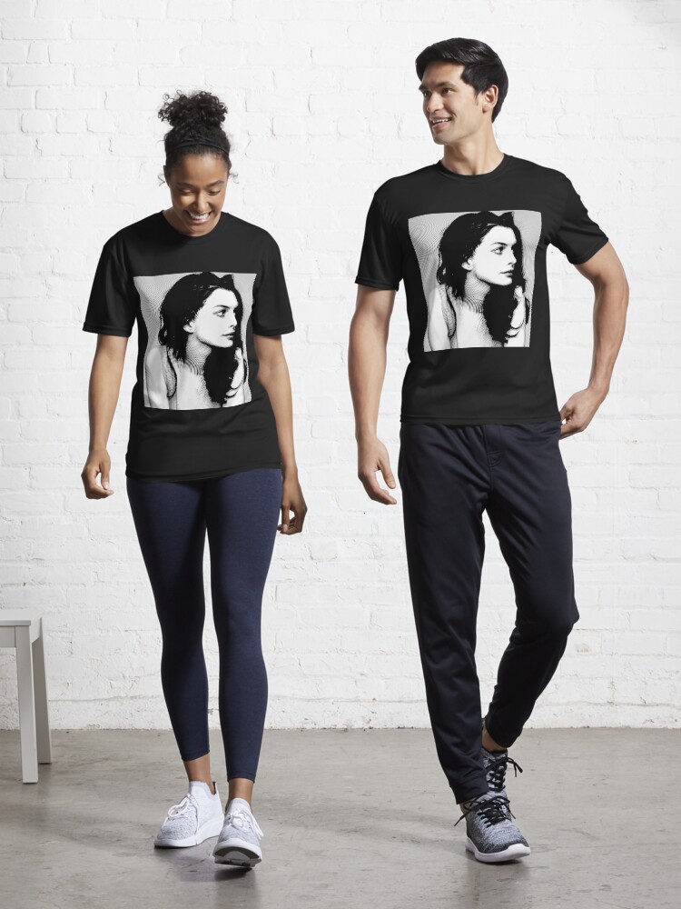 Anne hathaway 2024 t shirt