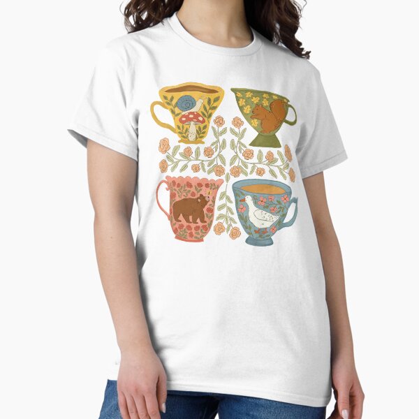 Aperçu de l'œuvre Tasses à thé à motifs floraux et animaux créée et vendue par ohjessmarie.