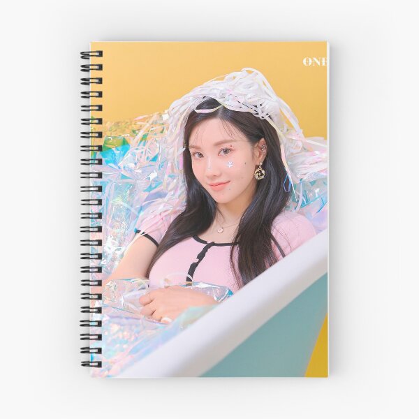 Artikelvorschau, IZ * EINE GEHEIME GESCHICHTE DES SWAN KWON EUNBI entworfen und verkauft von PD101EMPORIUM.