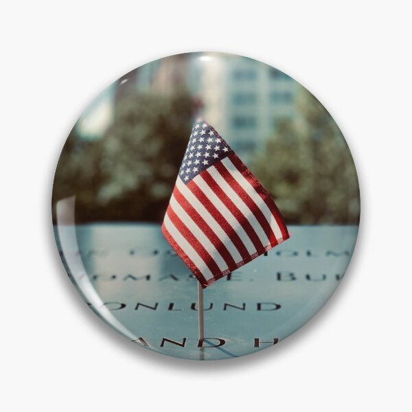 Artikelvorschau, US-Flagge am 9/11 Memorial entworfen und verkauft von AndrewY.