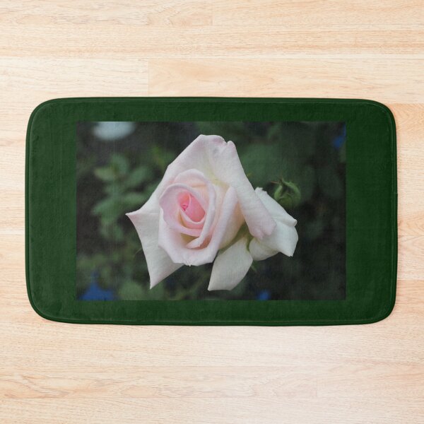 Item preview, leading lady rose designed and sold by tammy mellor.