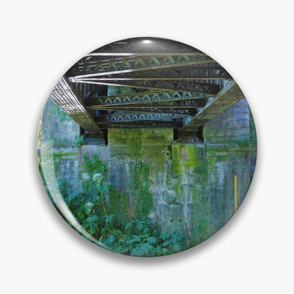 Artikelvorschau, Unter der Brücke entworfen und verkauft von dredfell.