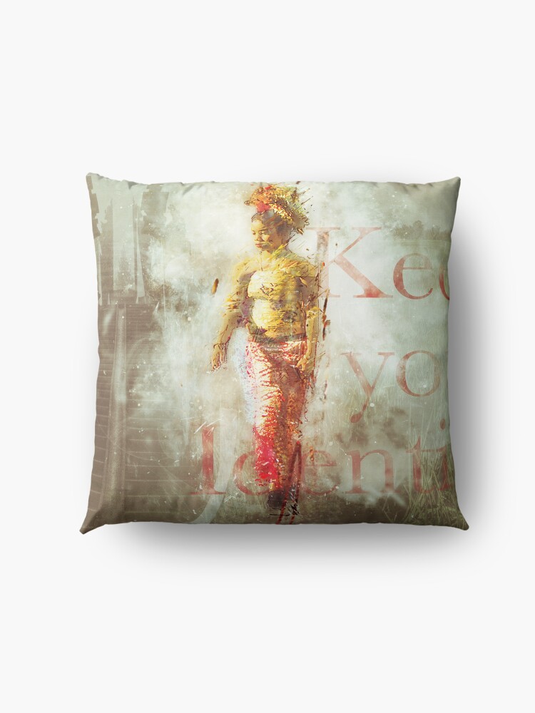 Alternative Ansicht von Balinesische Frau im Vintage-Grunge-Stil Bodenkissen