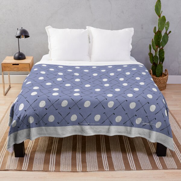 Golf 3 on blue Throw Blanket